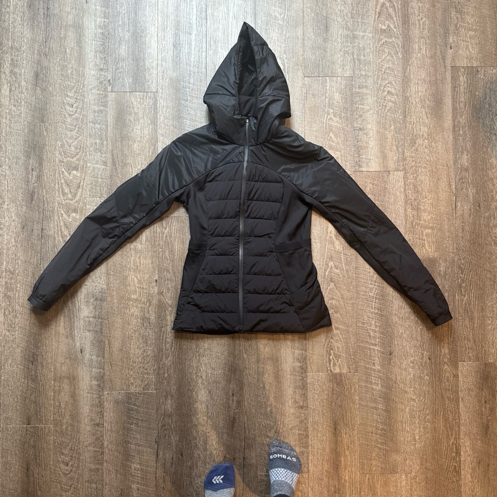 Lululemon Black Ski Jacket with Hood and Quilted Design